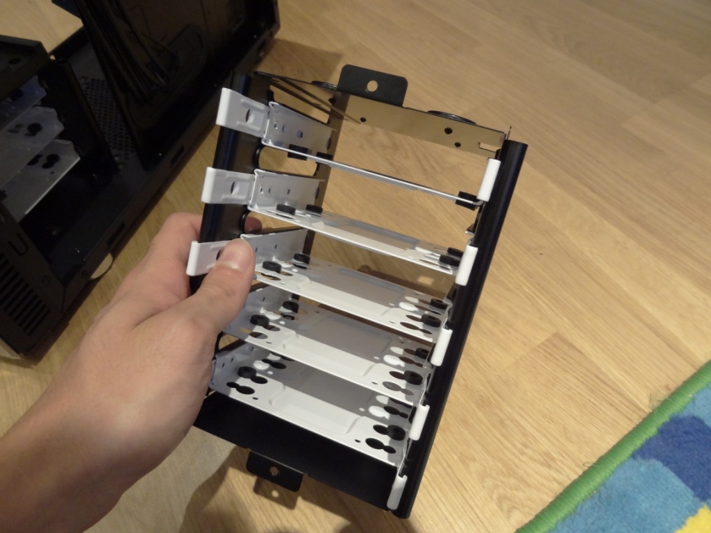PC Build Case HDD removable rack Totally Dubbed